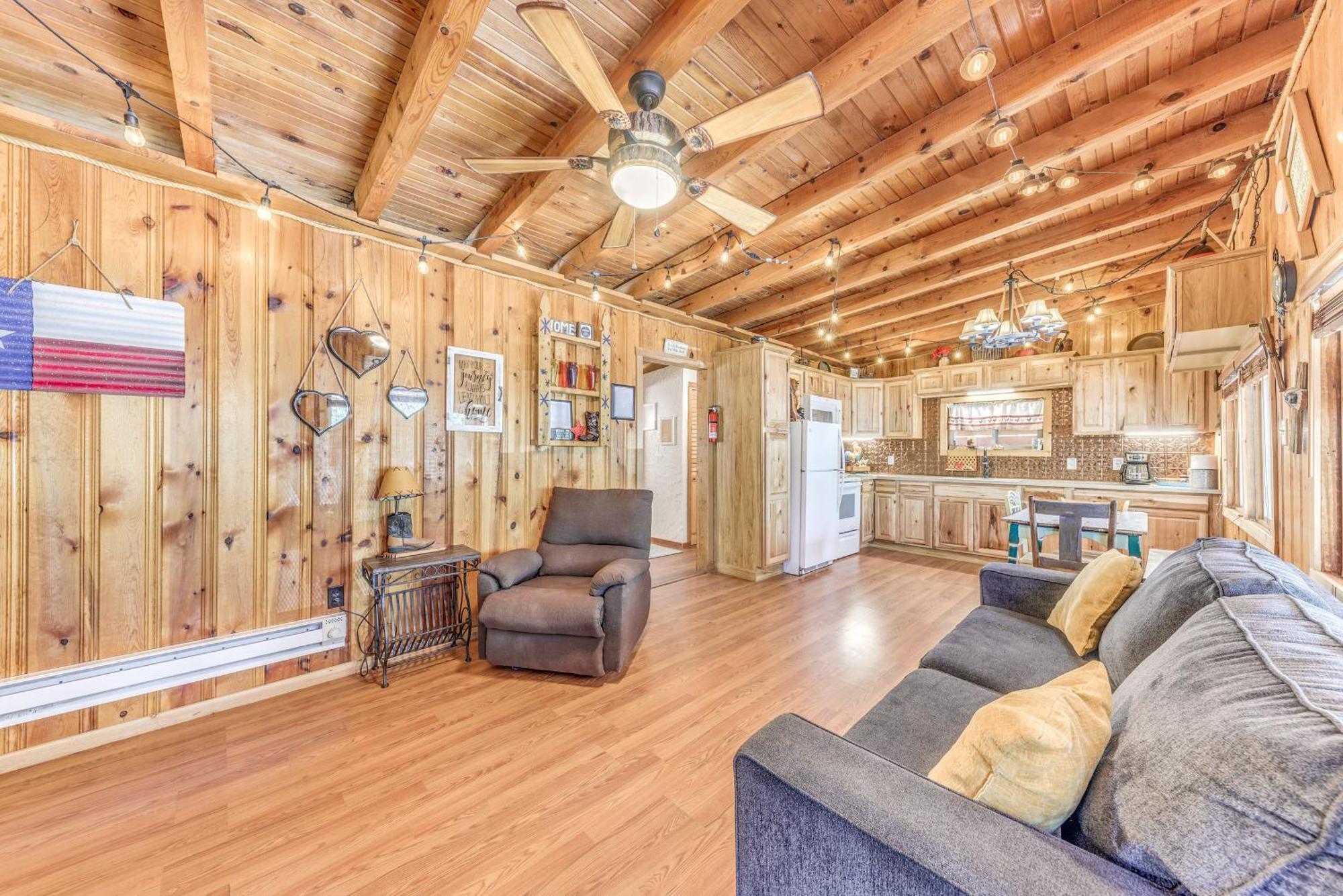 Ruidoso Cabin With Hot Tub - 2 Mi To Grindstone Lake 외부 사진