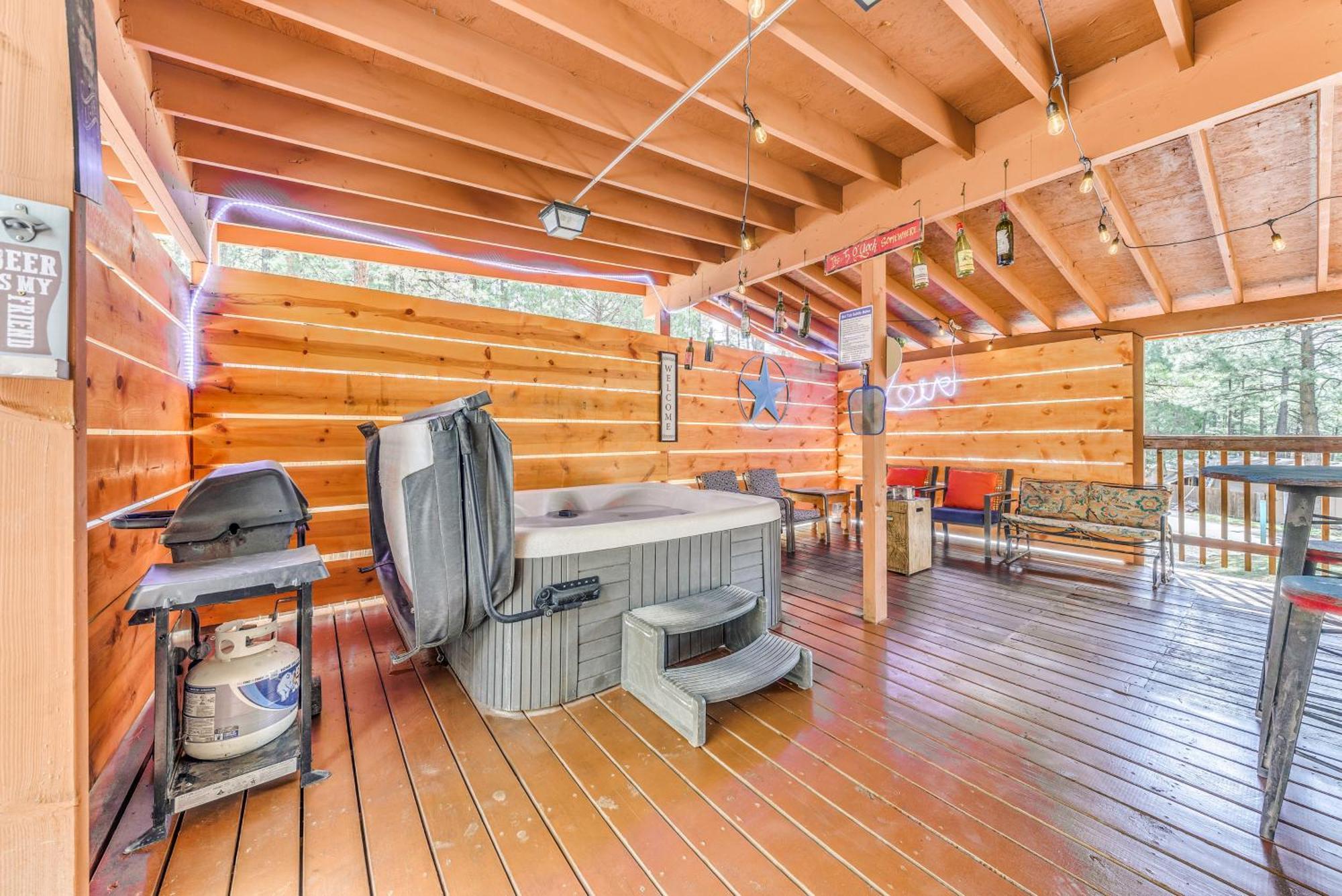 Ruidoso Cabin With Hot Tub - 2 Mi To Grindstone Lake 외부 사진